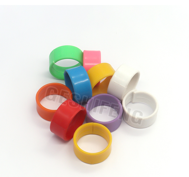 Plastic chicken ring(切片式鸡脚环)